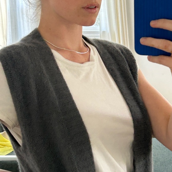 Jenni Kayne Cashmere Vest/Sweater - Picture 3 of 4